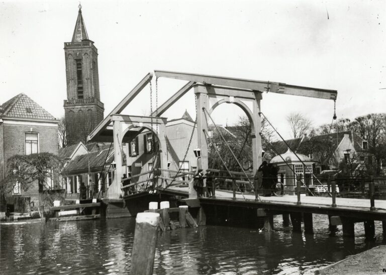 Dorpsbrug Loenen